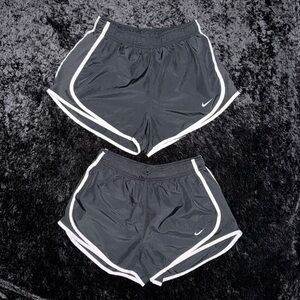 Nike Dri-Fit Women’s Black Bundle Running Shorts Built-In Underwear Size Medium